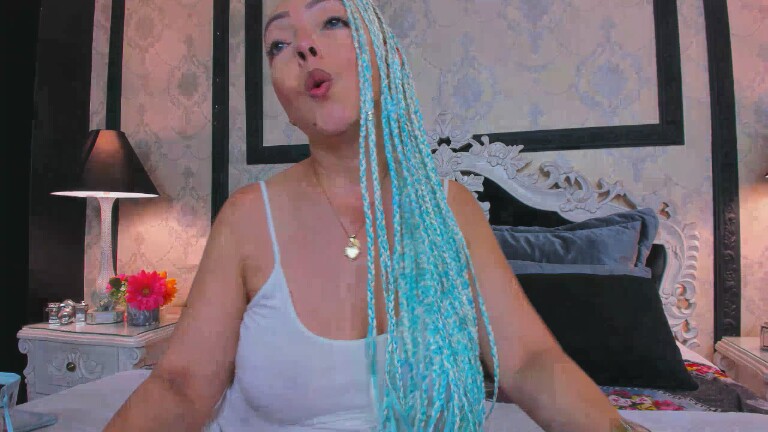 MadisonBecker's Streamate show and profile