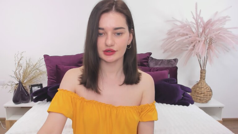 DemiLinda's Streamate show and profile