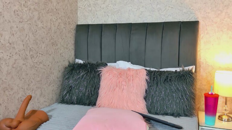 MadisonWilde's Streamate show and profile