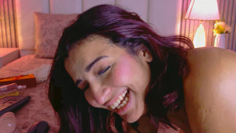 RafaellaCaruso's Streamate show and profile