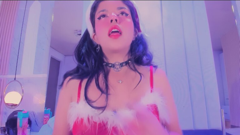 IvannaBellini019's Streamate show and profile