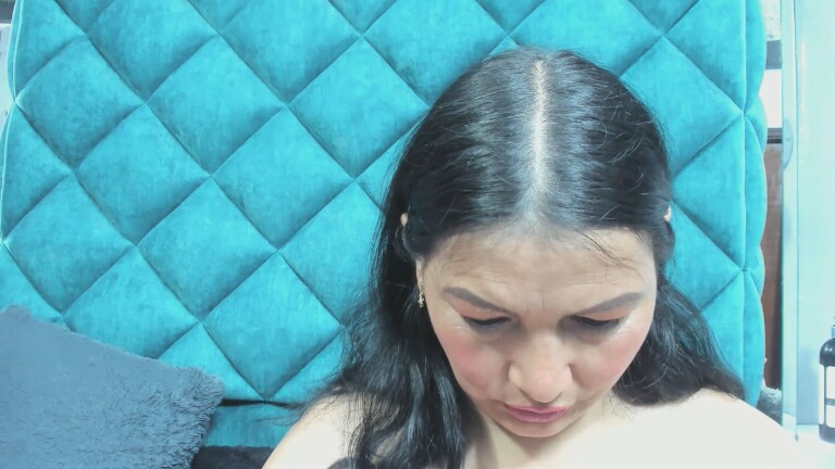 PENELOPELEWIS40's Streamate show and profile