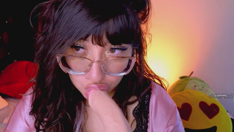 piaf_cute's Streamate show and profile