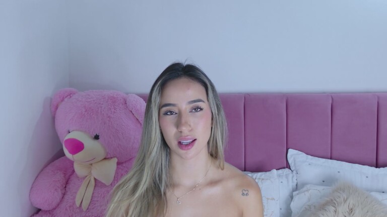 KarinaGoldman's Streamate show and profile