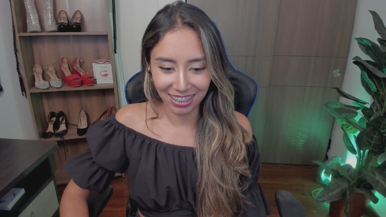 MissTianaX's Streamate show and profile