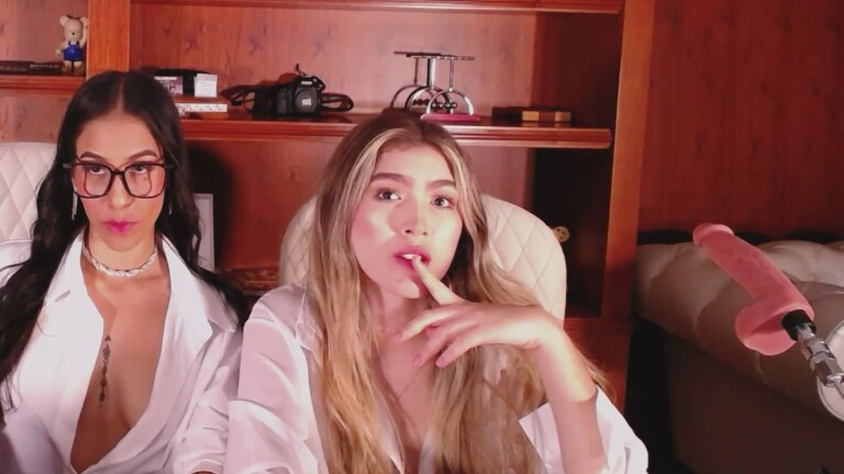 JadeRusell's Streamate show and profile