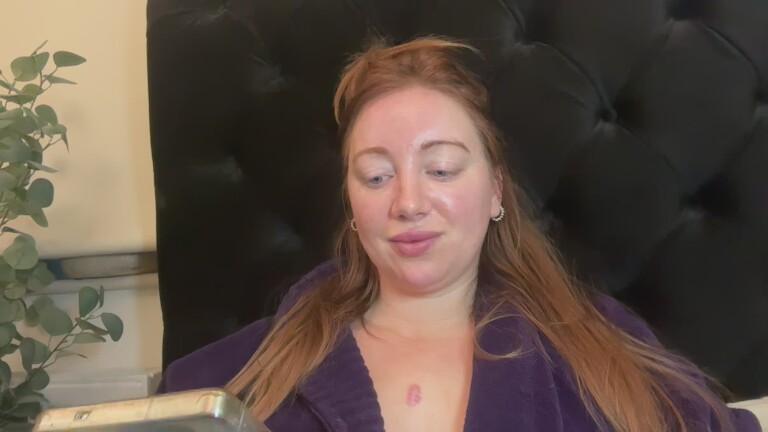 Arielsweetiee's Streamate show and profile