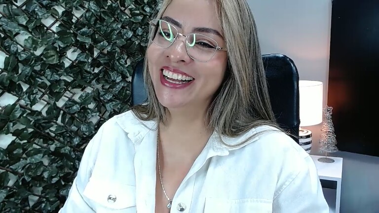 Laureen_Steele's Streamate show and profile