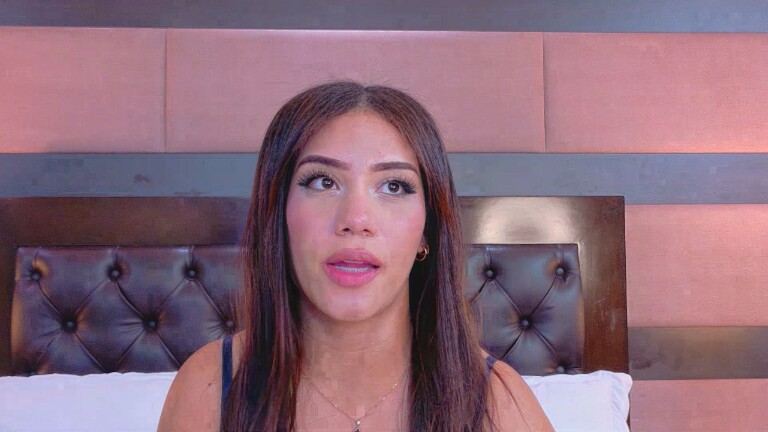 GabbyHadid's Streamate show and profile