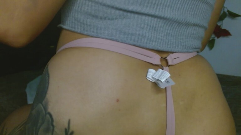 CHARLOTTEROGUE's Streamate show and profile