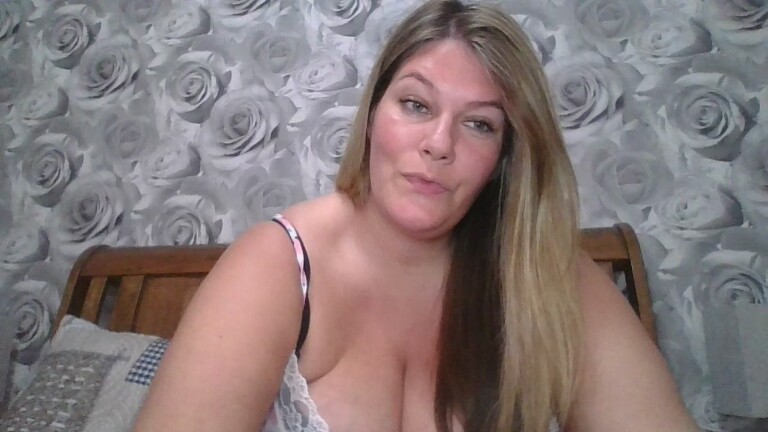 BabyCakesUK's Streamate show and profile