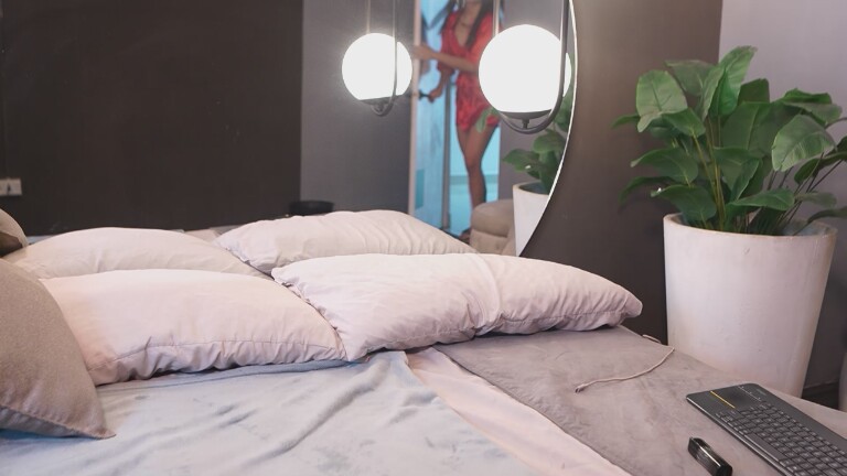 LanaJons's Streamate show and profile