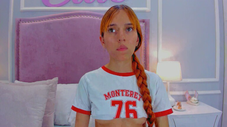 LeaThomsonn's Streamate show and profile