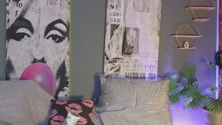 elizabethsecret's Streamate show and profile