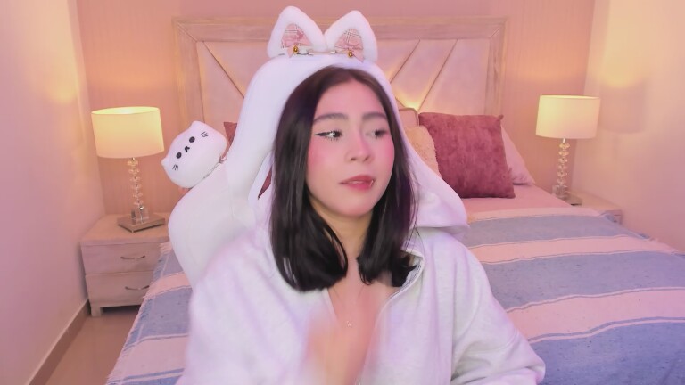 SophiaColinns's Streamate show and profile