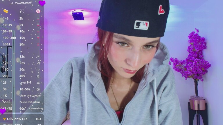 TamaraSlimxxx's Streamate show and profile