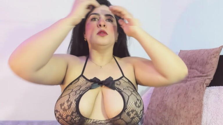 LauraCastaneda's Streamate show and profile