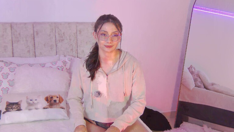 ArianaDavies's Streamate show and profile