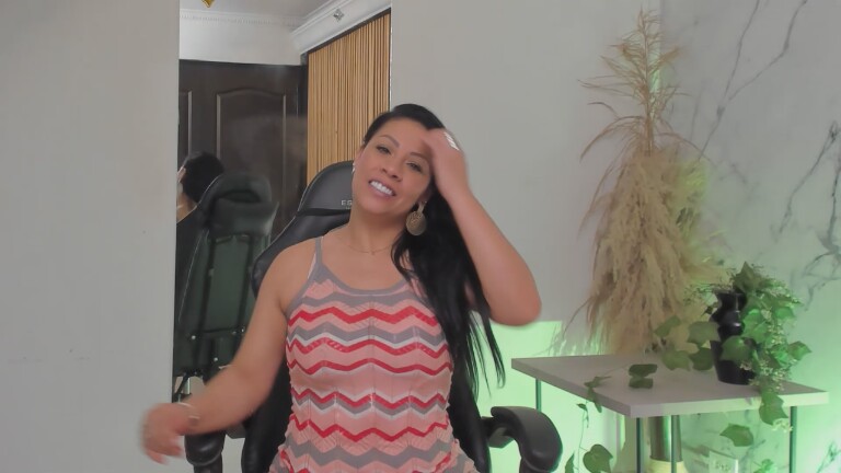 ViolettaThonsomS's Streamate show and profile