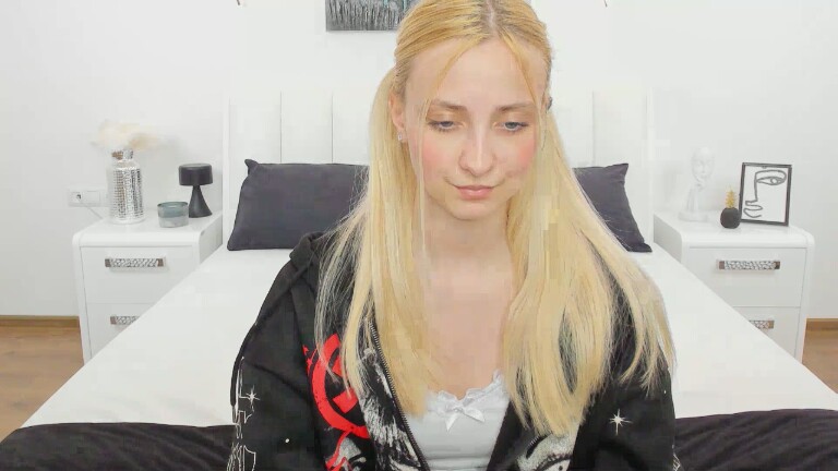 PinkAngelll's Streamate show and profile