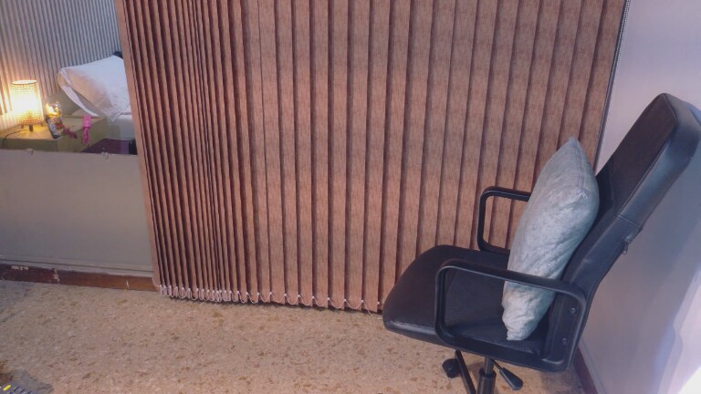 EliFlores's Streamate show and profile