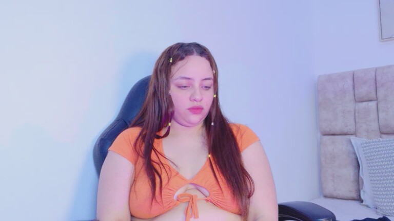 KariinaWong's Streamate show and profile