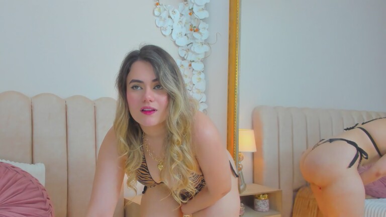 SelenaMontreall's Streamate show and profile