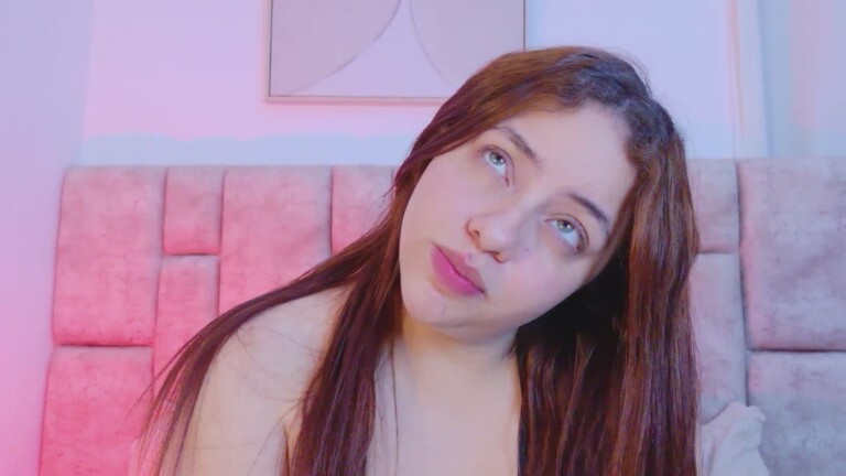 KariinaWong's Streamate show and profile