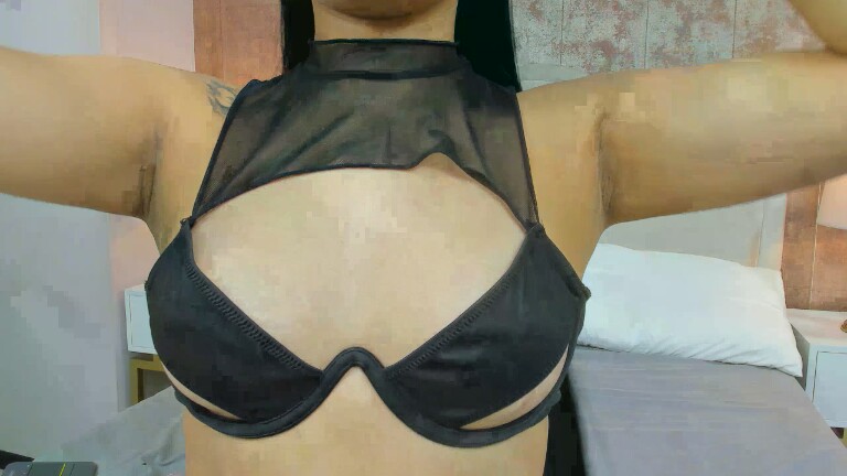 KhloeWonders's Streamate show and profile