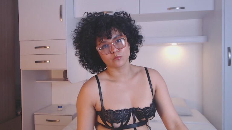 MartinaRuis's Streamate show and profile