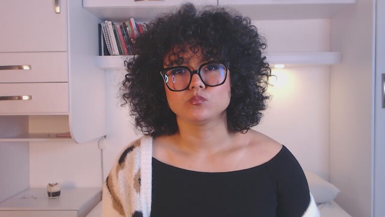 MartinaRuis's Streamate show and profile