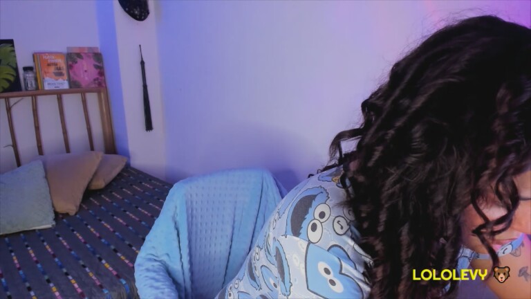 Lololevy's Streamate show and profile