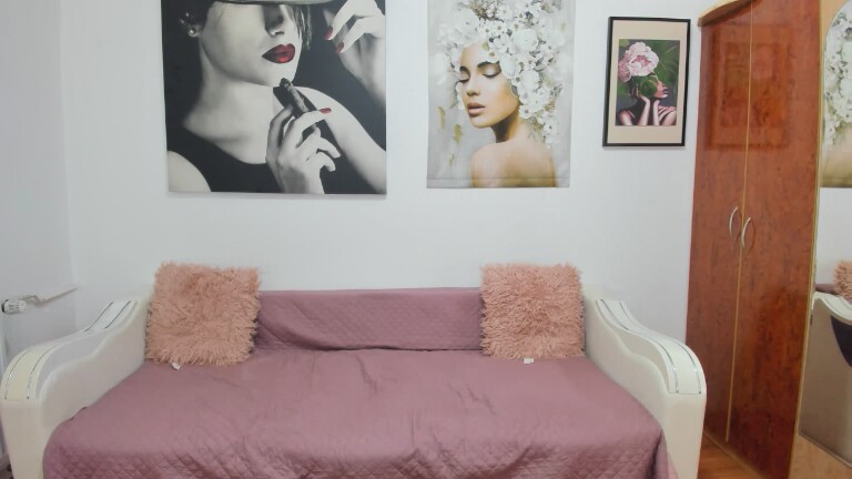 AaliaSpringX's Streamate show and profile