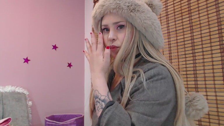 Dandeliionqueen's Streamate show and profile