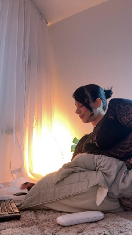 Imleana's Streamate show and profile