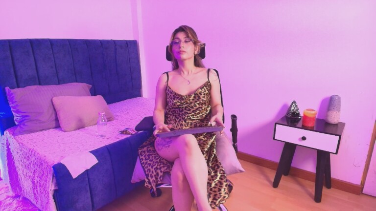 Selene_Leon's Streamate show and profile
