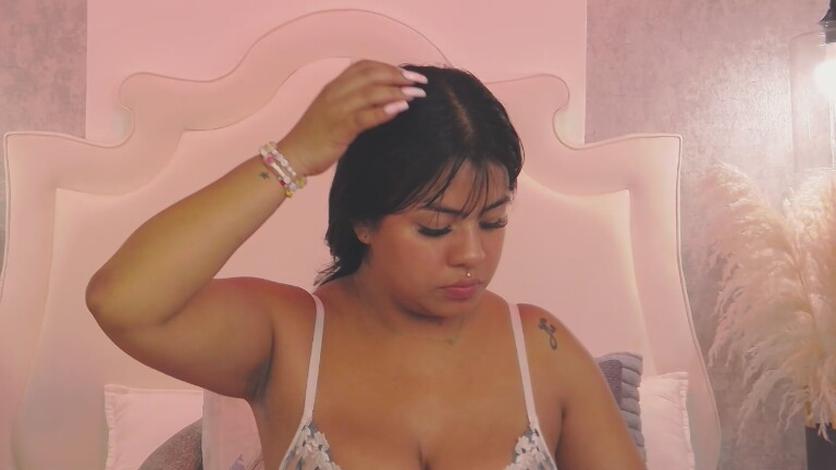 LilyVegaa's Streamate show and profile