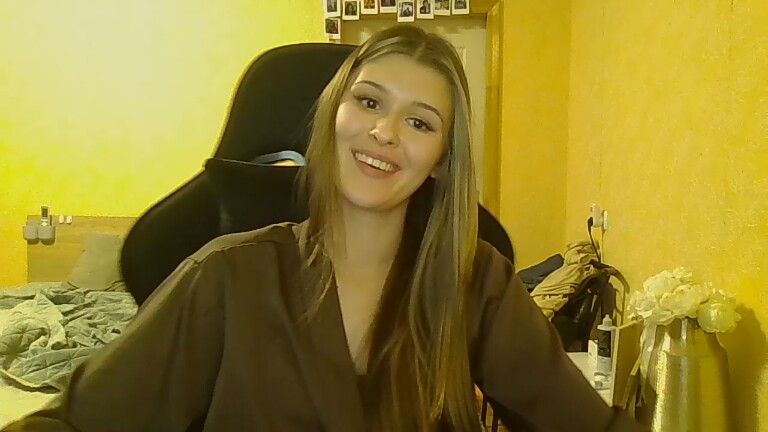 AngeLinA199's Streamate show and profile