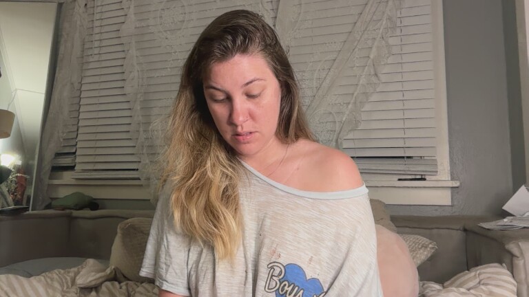 leoqueen1111's Streamate show and profile