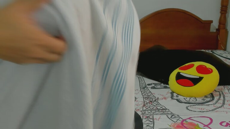 Yara_Zaynab's Streamate show and profile