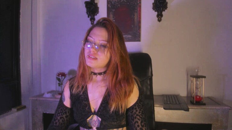 EmmaThomzon's Streamate show and profile