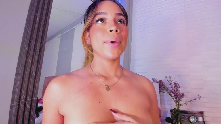 VictoriiaCross's Streamate show and profile