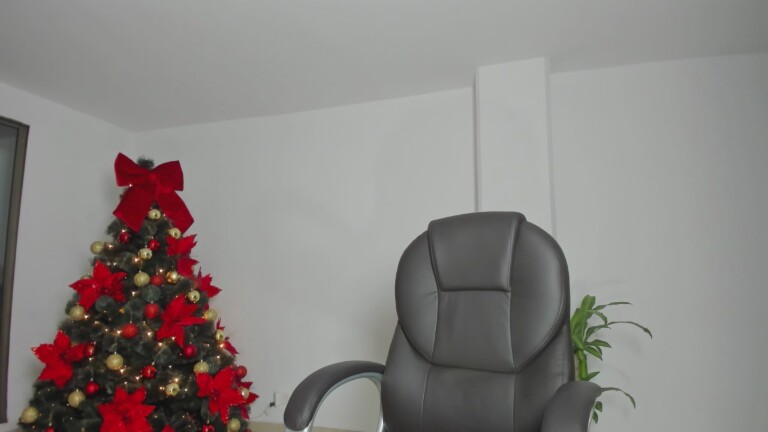 Piercingeyees's Streamate show and profile