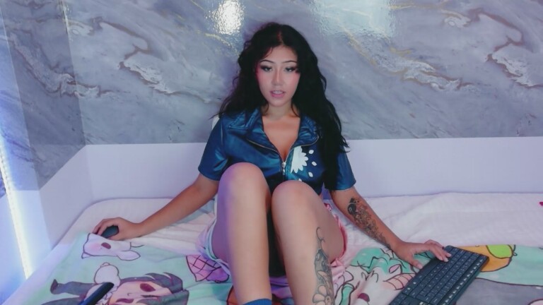 IzumoMiyu's Streamate show and profile