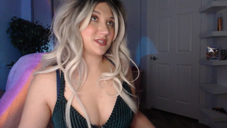 GoddessEmmy's Streamate show and profile