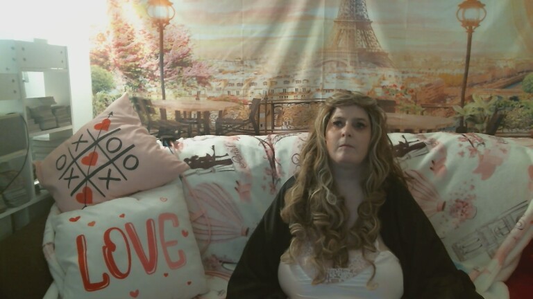 lovehollyann's Streamate show and profile