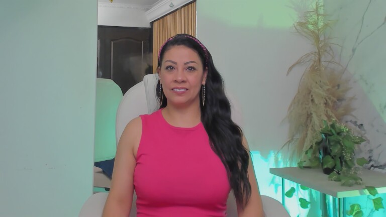 ViolettaThonsomS's Streamate show and profile