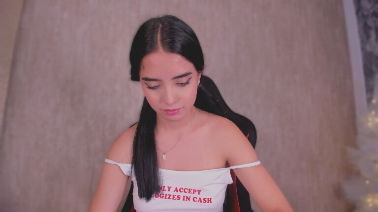 StefanyRousse's Streamate show and profile