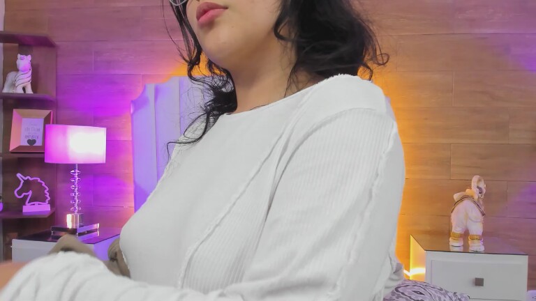 AliceeCarther's Streamate show and profile