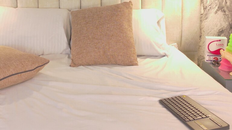 SammyGB's Streamate show and profile